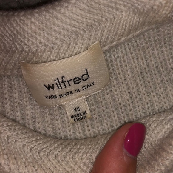 Sleeveless Sweater - Picture 3 of 3